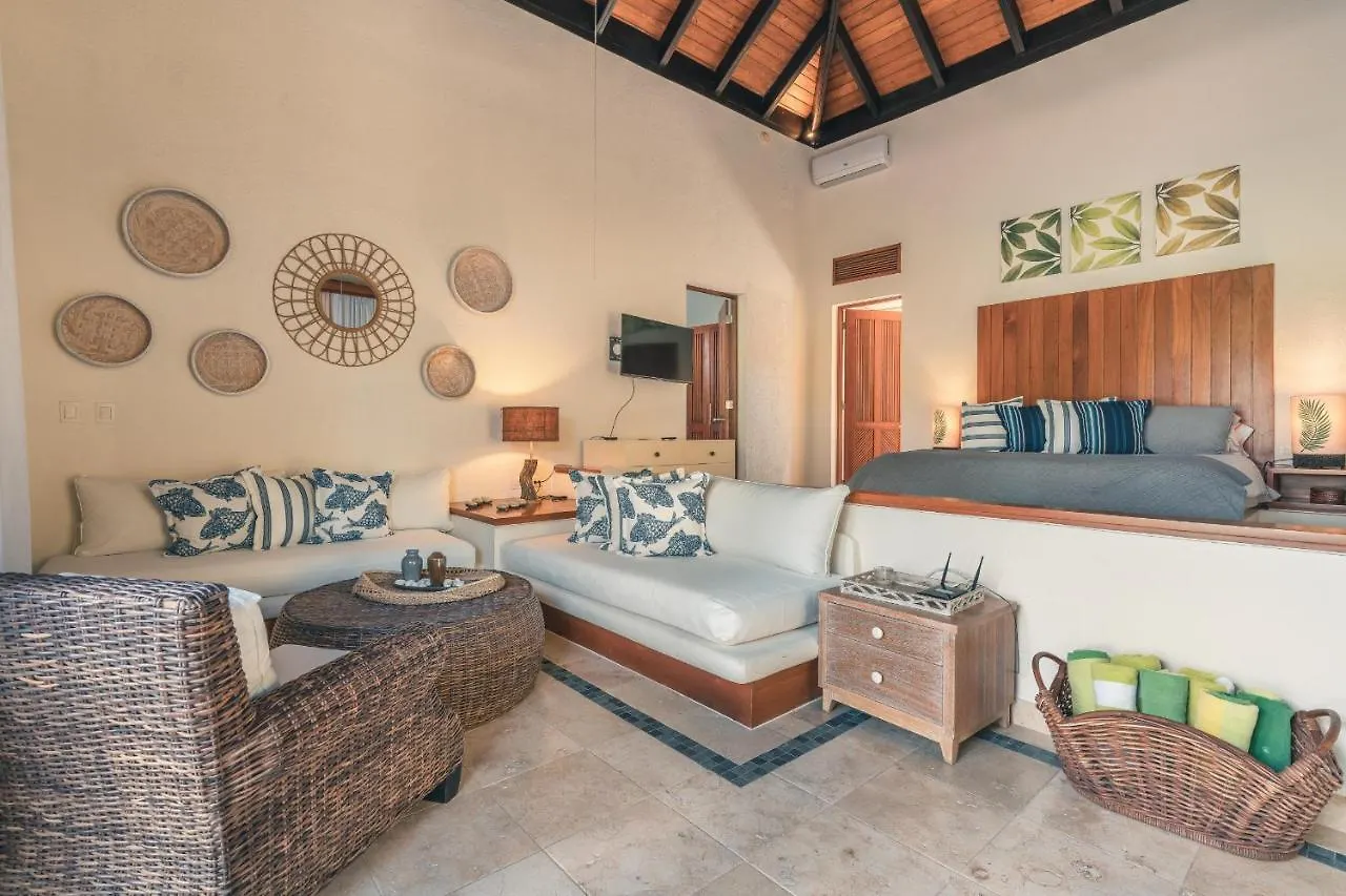 Fabulous Villa With Picuzzi At Green Village B843 Punta Cana