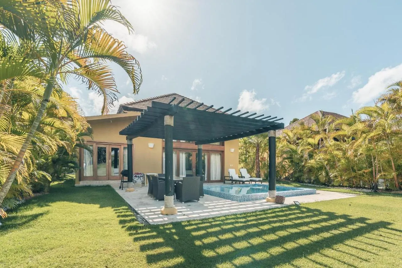 Fabulous Villa With Picuzzi At Green Village B843 contacts