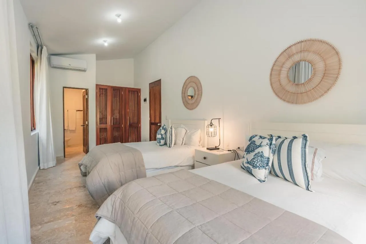 Fabulous Villa With Picuzzi At Green Village B843 Punta Cana
